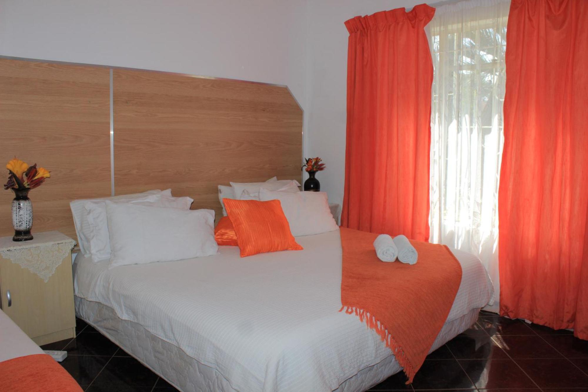 His Glory Guest House Vryheid Bagian luar foto
